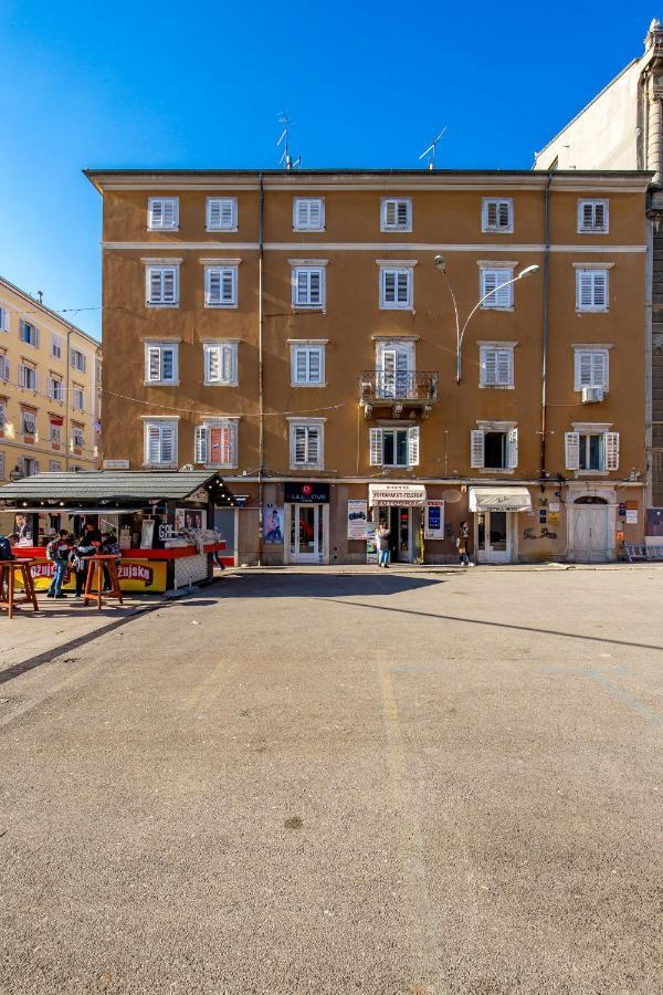 Main Street Apartments Rijeka Exterior photo